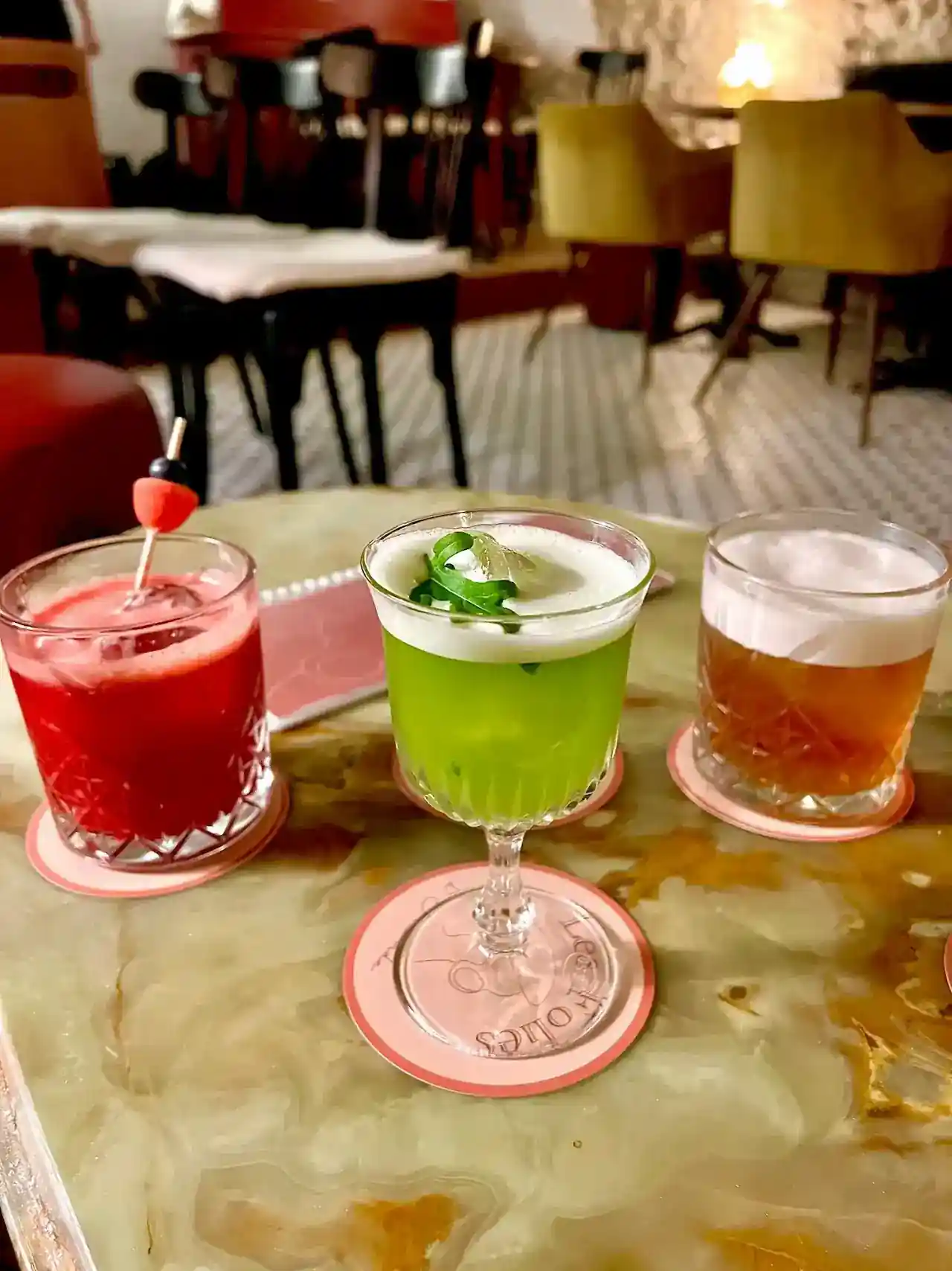 Cocktails and mocktails for a rainy evening in Nice